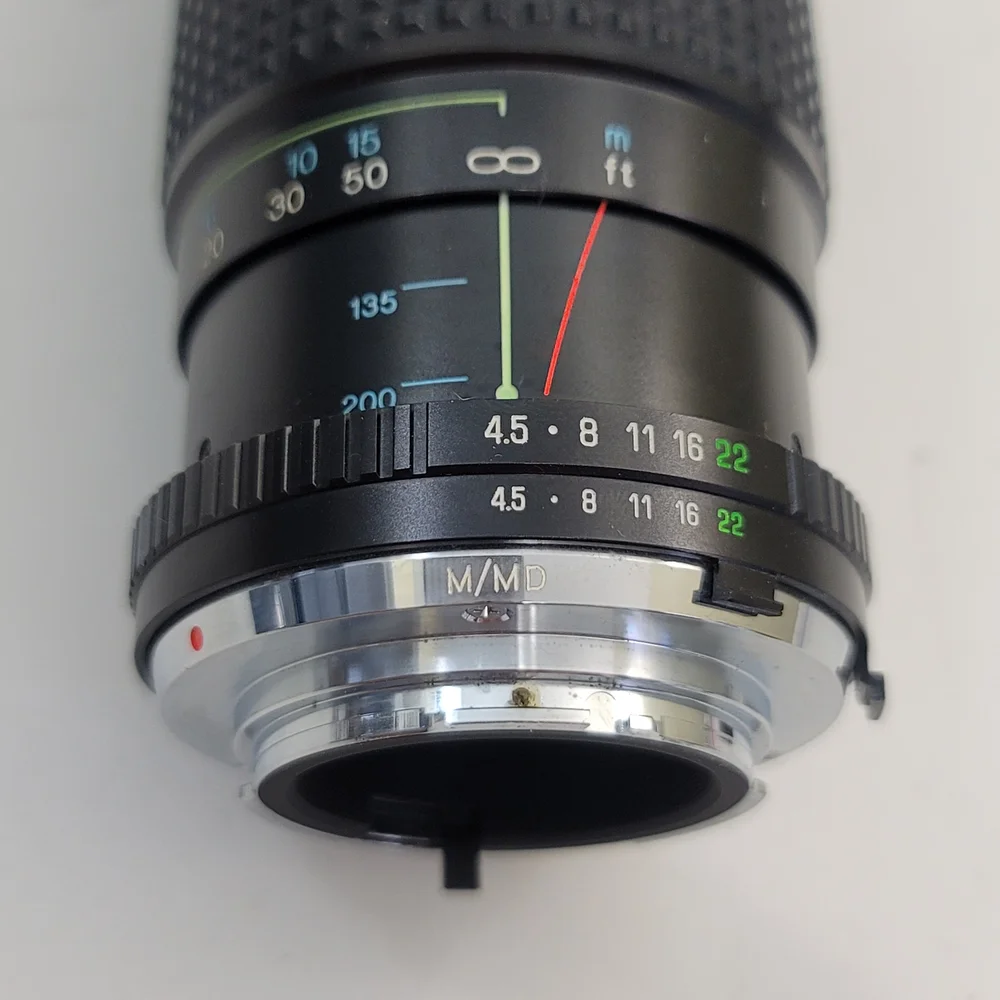 RMC Tokina 80-200mm Camera Lens F/4.5 Ø52 M/MD mount With Hoya Filter 52mm